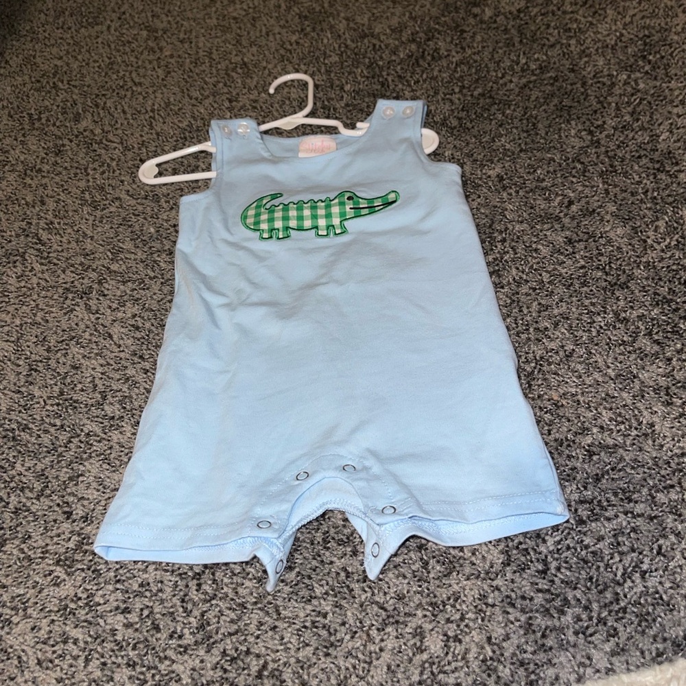 NWOT Stitchy Fish Size 12 months